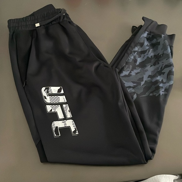 Venum UFC Joggers Men’s Large - Picture 1 of 7